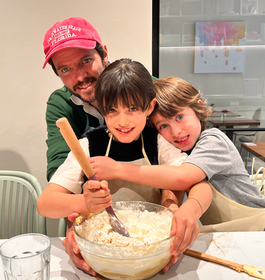 Pasta de colores en familia